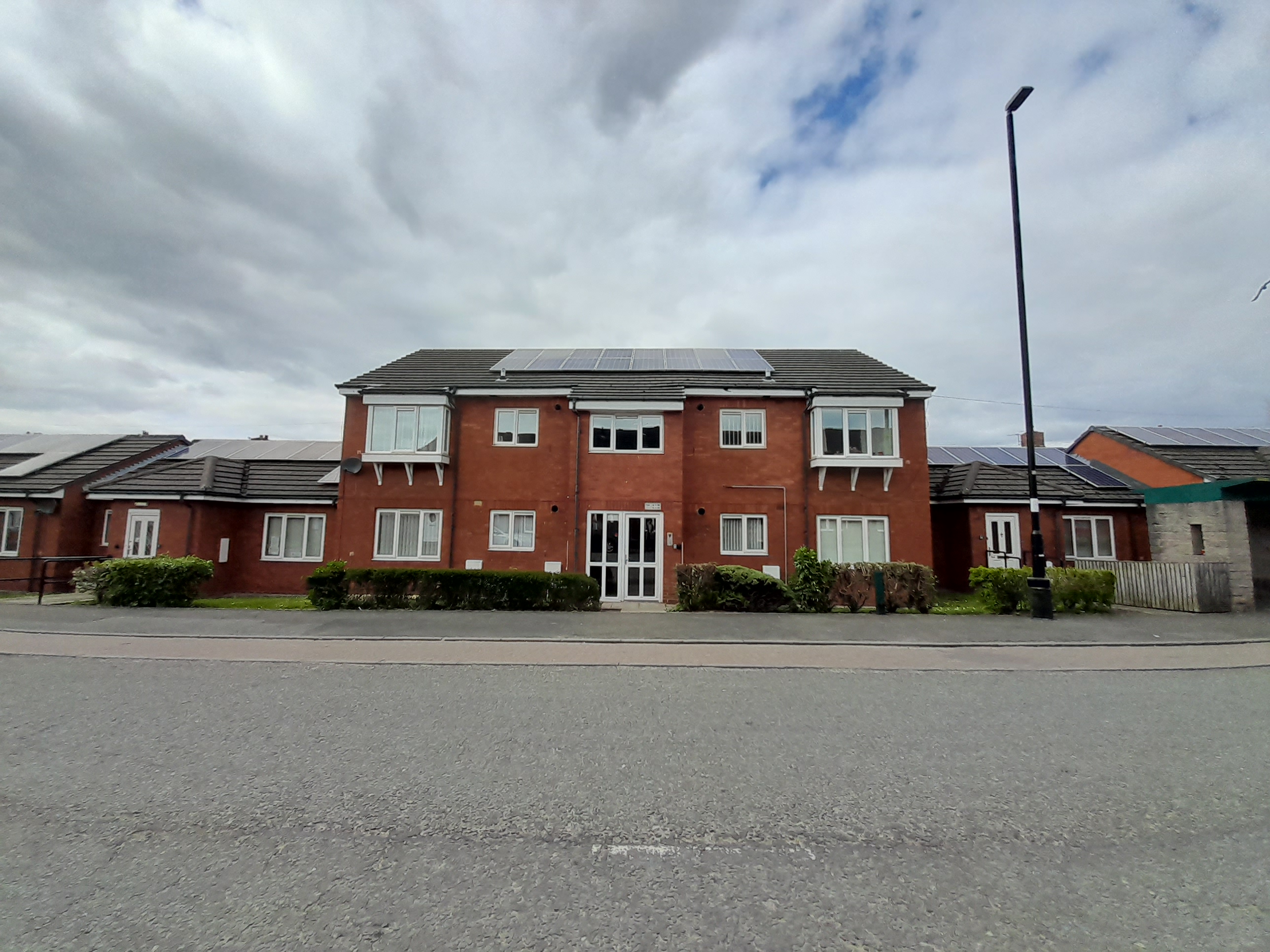 Photo of front of property, Caroline Street